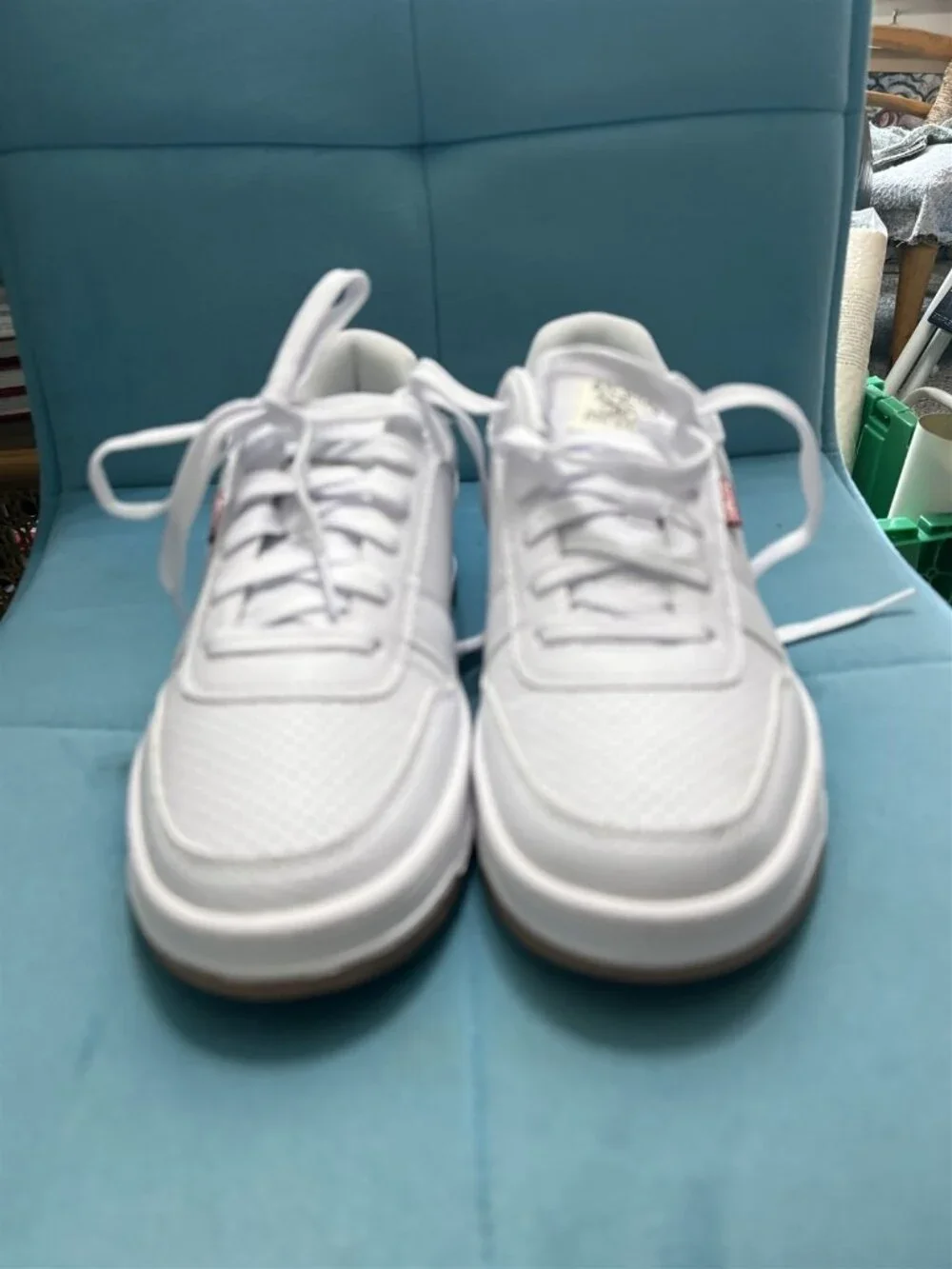 Levi's Drive Lo Mens Casual Sneakers White/Gum 7M White 500-13490